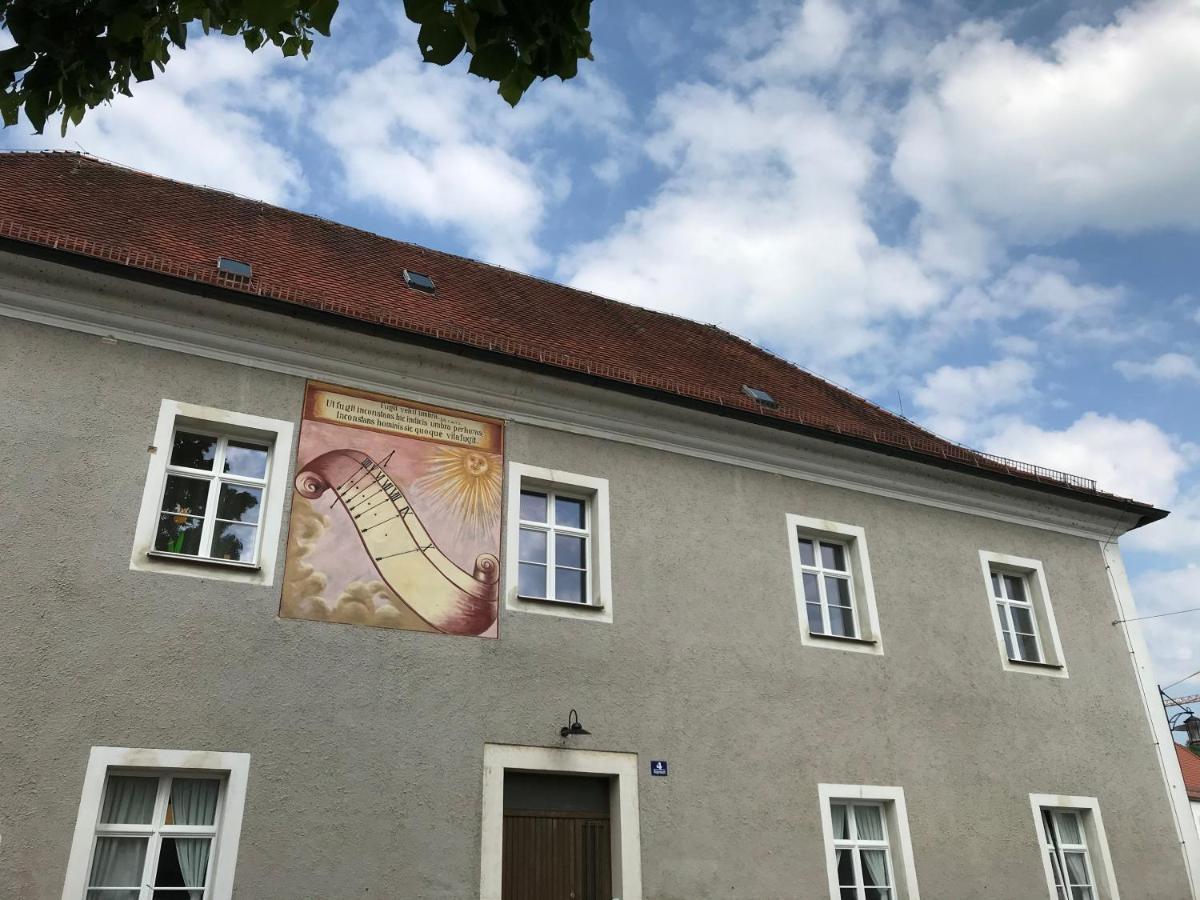 65Qm Wohnung Klosterblick Im Historischen Pfarrhaus Pielenhofen Екстериор снимка